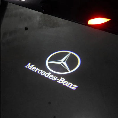 Auto Logo Projector Verlicht Je Instap Met Een Stijlvol Logo