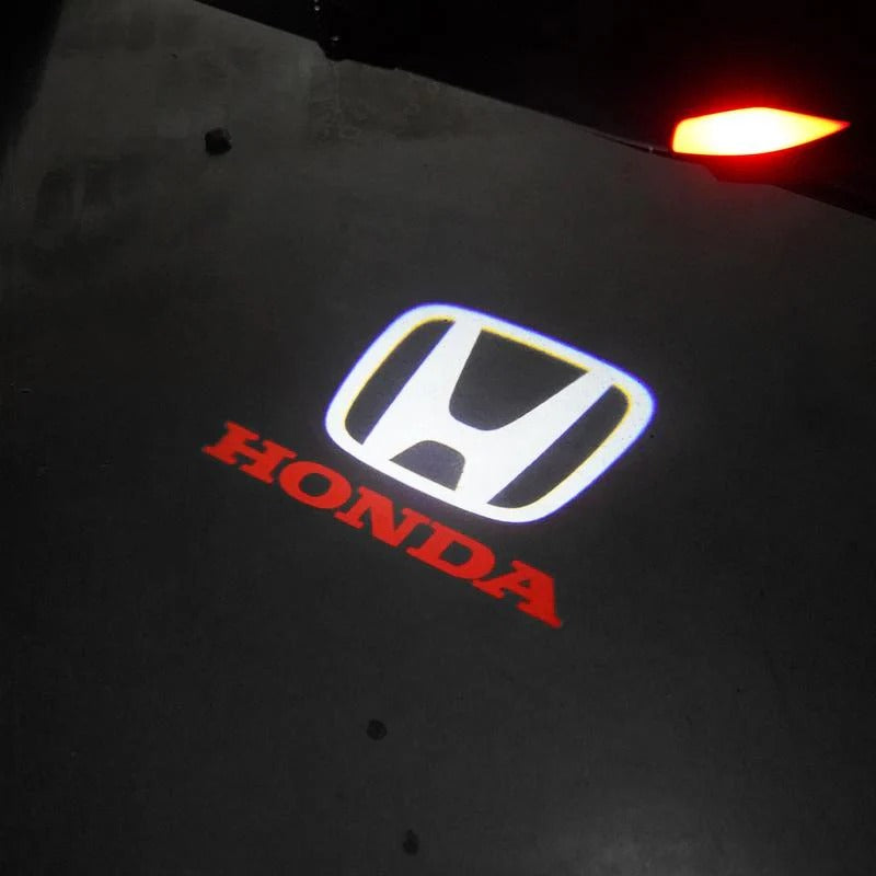 Auto Logo Projector Verlicht Je Instap Met Een Stijlvol Logo