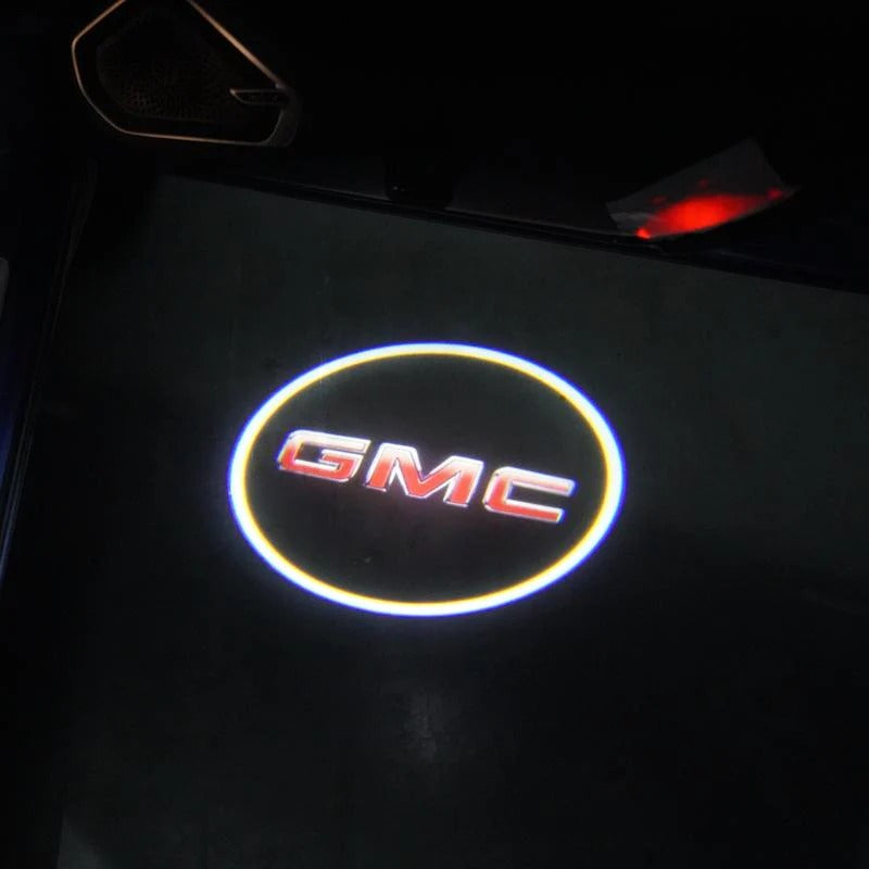 Auto Logo Projector Verlicht Je Instap Met Een Stijlvol Logo
