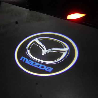 Auto Logo Projector Verlicht Je Instap Met Een Stijlvol Logo