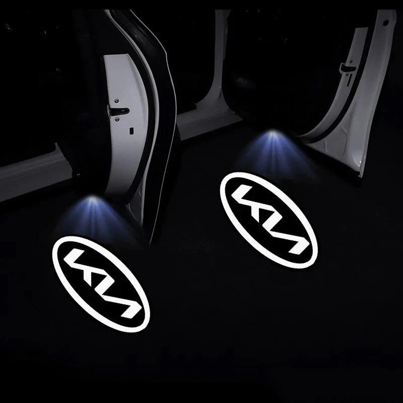 Auto Logo Projector Verlicht Je Instap Met Een Stijlvol Logo