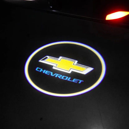 Auto Logo Projector Verlicht Je Instap Met Een Stijlvol Logo